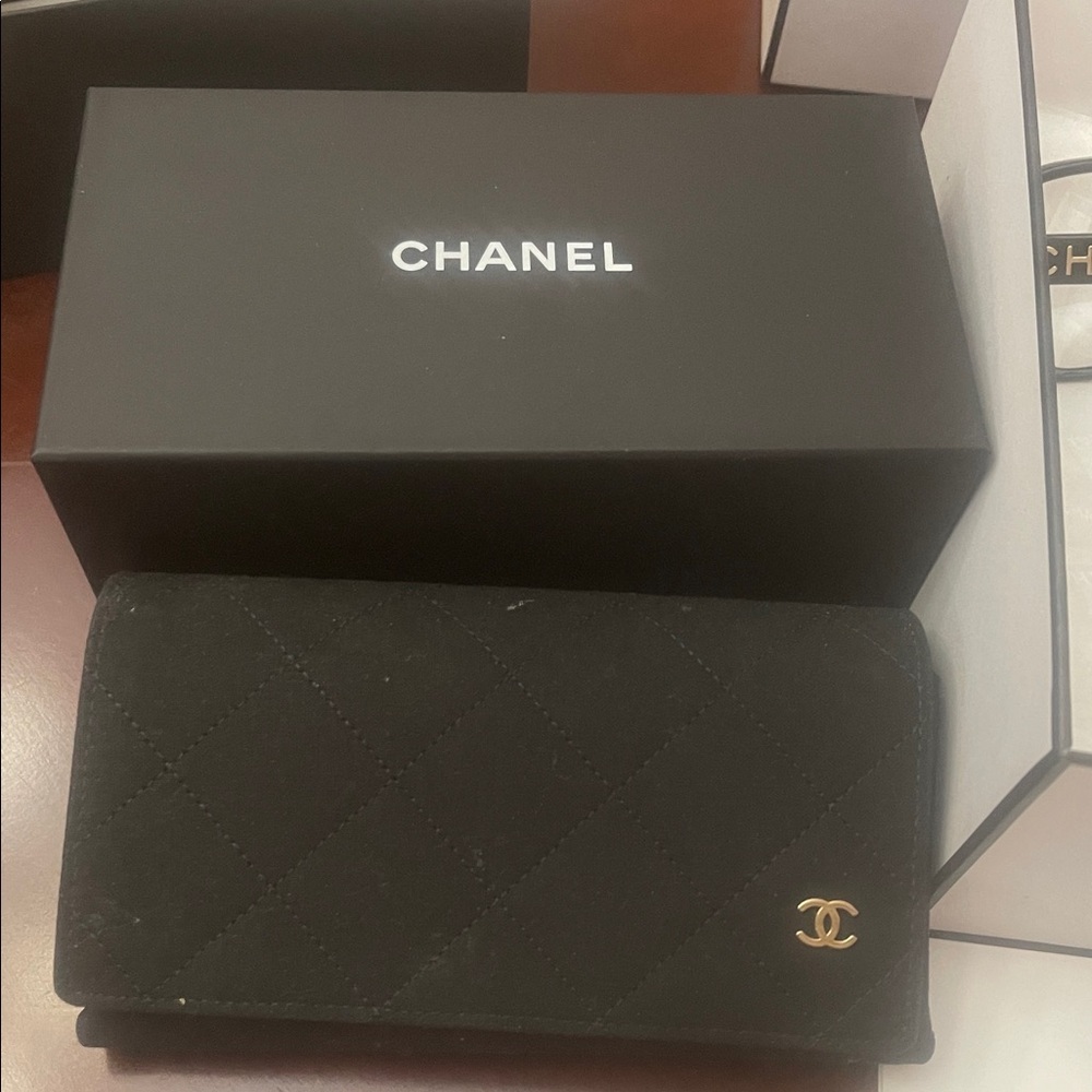 CHANEL Black and Gold Glasses (Authentic) - Picture 9 of 10